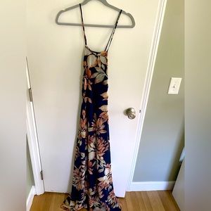 Lulus formal maxi dress Women’s XS excellent condition